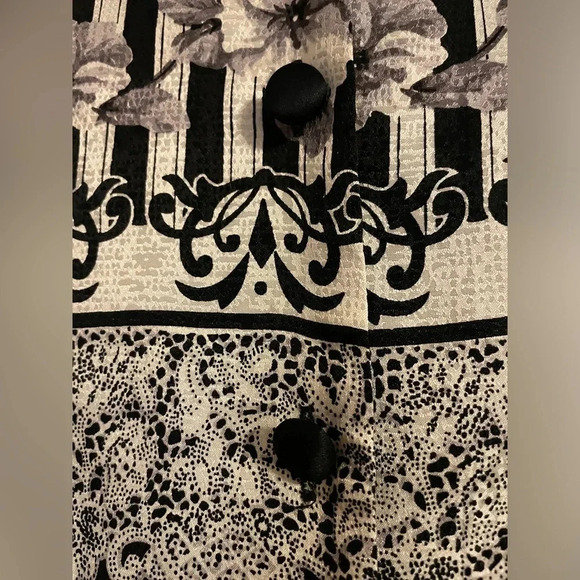 Vintage 80’s Adrianna Papell Floral Geometric 100% Silk Button Up Blouse Size 6 - Picture 3 of 9